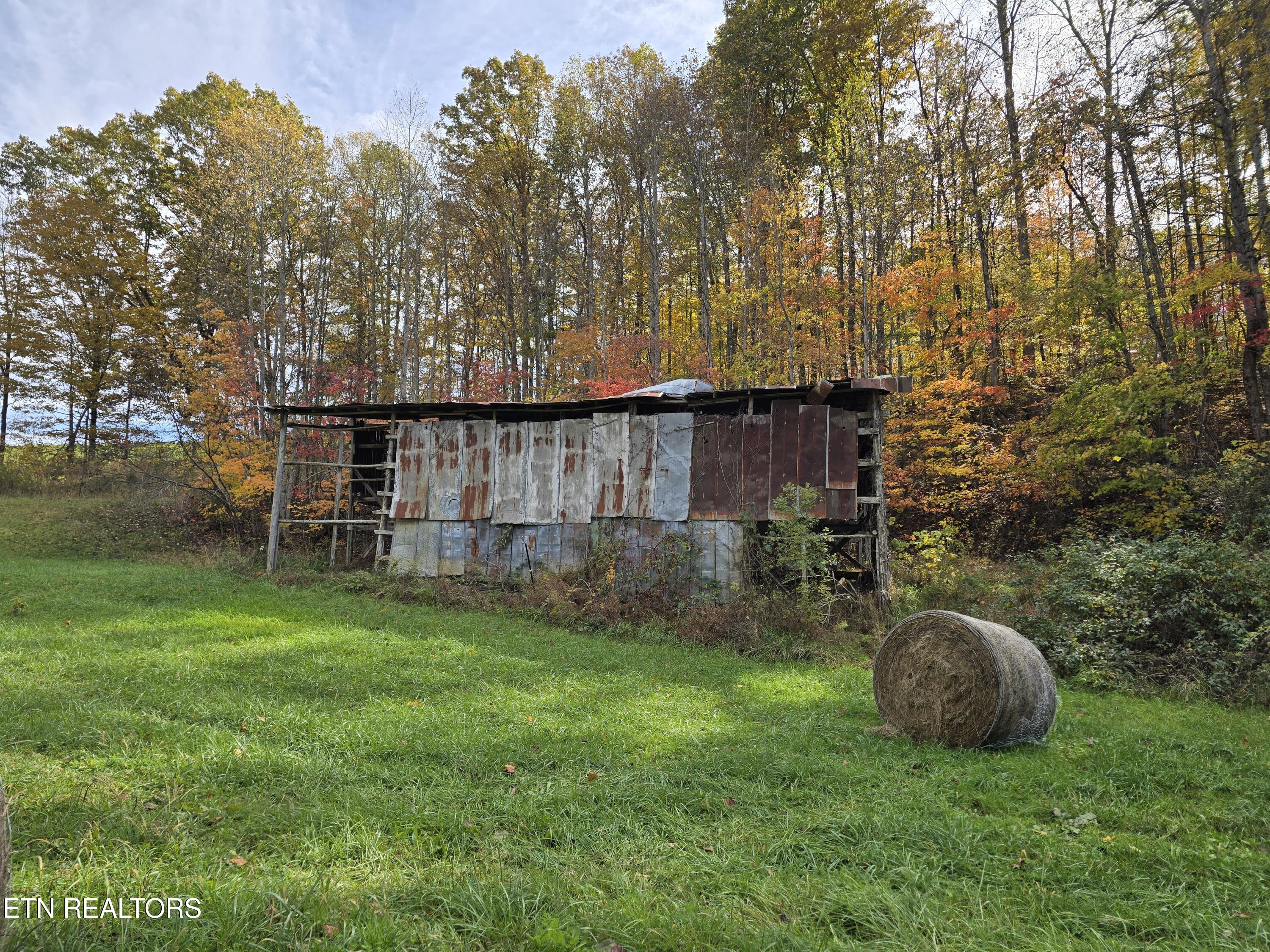 218 Don Greene Road Sneedville, TN 37869 - Photo 12 of 35 20251101_134229