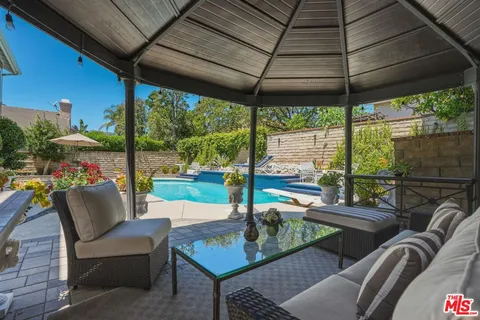$1,895,000 | 29061 Saddlebrook Drive, Agoura Hills, CA 91301