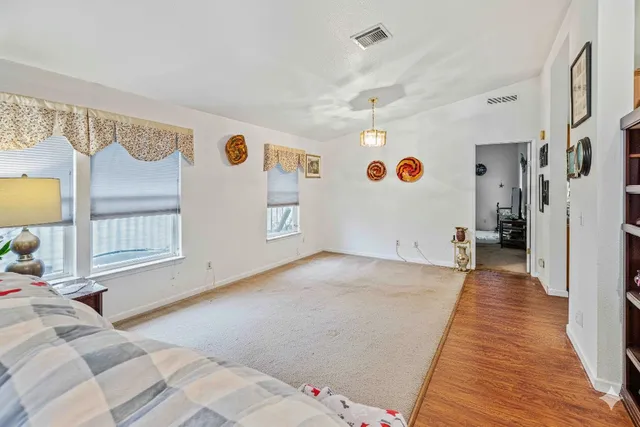 a view of livingroom with furniture and windows