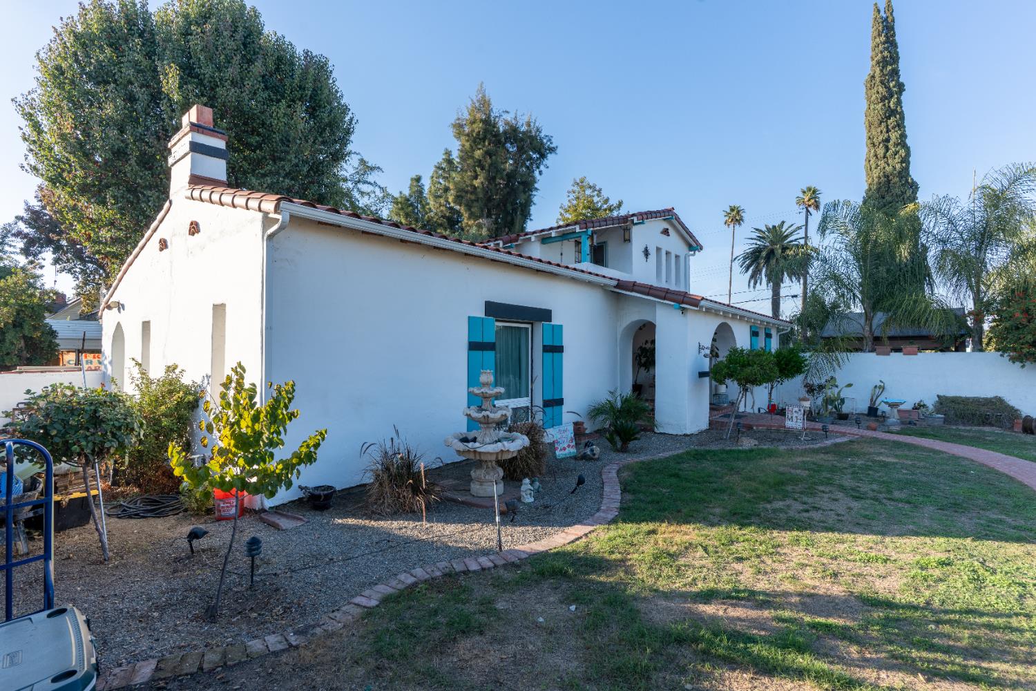 2002 Merced Street Selma, CA 93662 - Photo 1 of 52