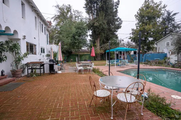 $625,000 | 2002 Merced Street, Selma, CA 93662