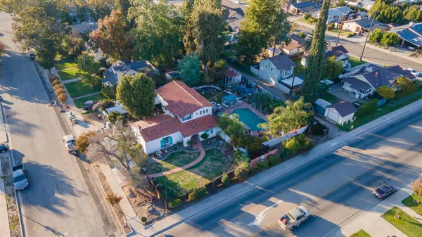 $625,000 | 2002 Merced Street, Selma, CA 93662