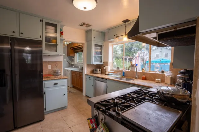 $749,000 | 2002 Merced Street, Selma, CA 93662