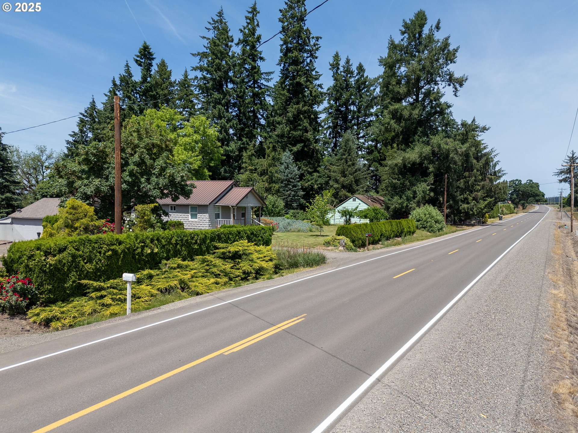 16163 French Prairie Road Northeast Woodburn, OR 97071 - Photo 2 of 47