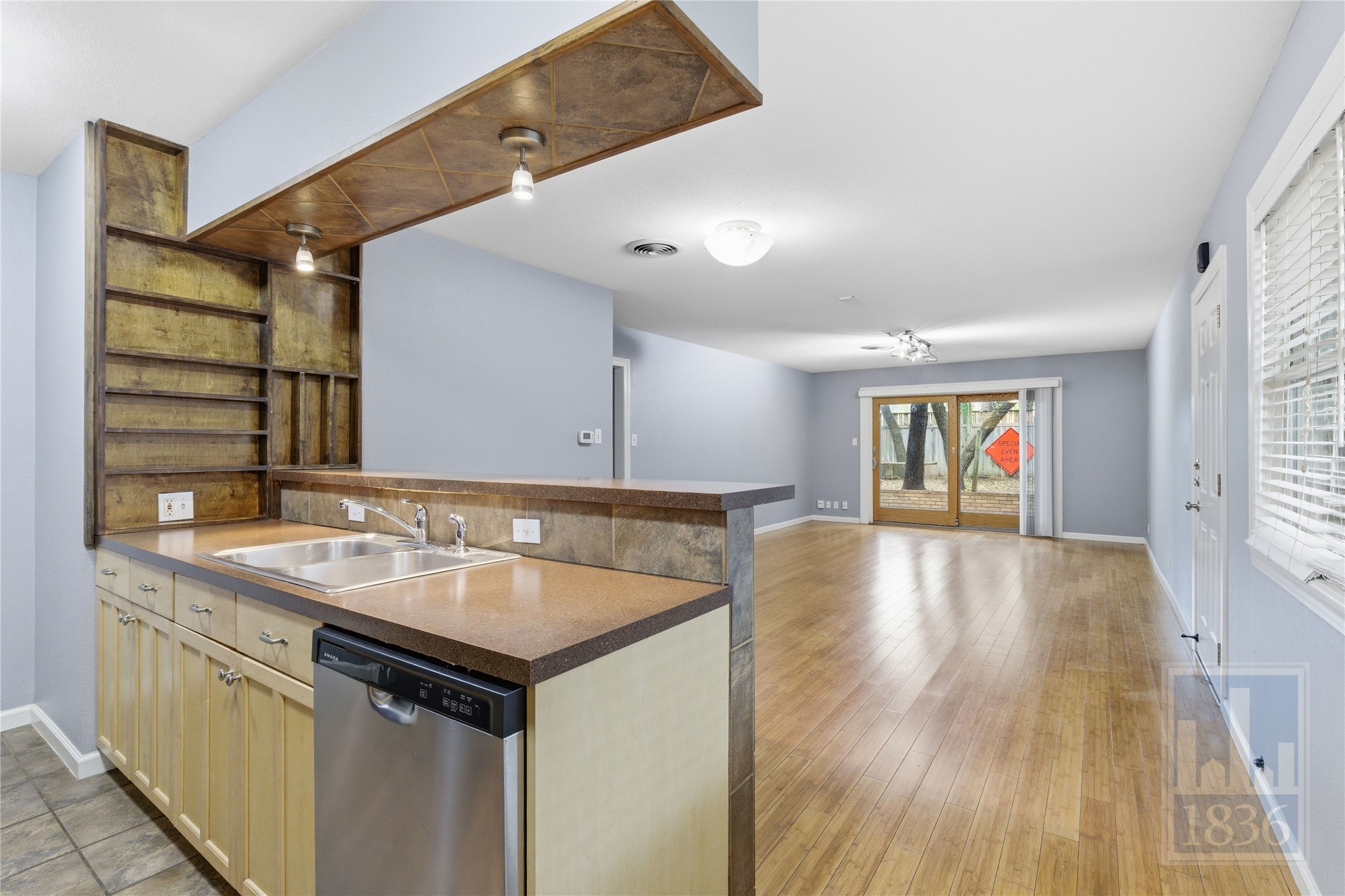 2416 South 5th Street, Unit A Austin, TX 78704 - Photo 2 of 23