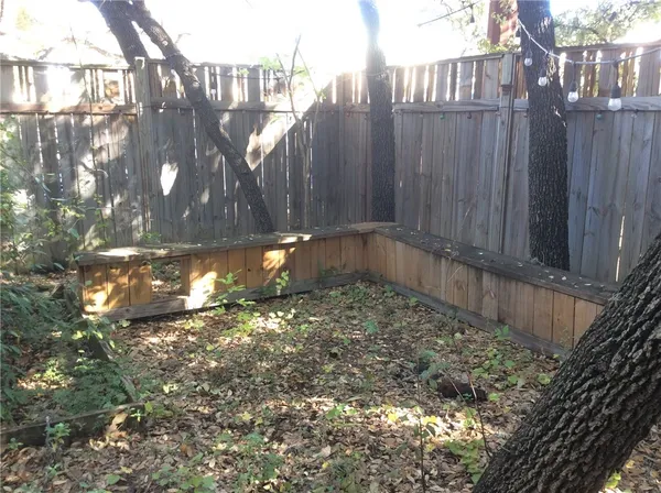 $2,100 | 2416 South 5th Street, Unit A, Austin, TX 78704