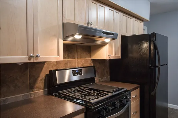 $2,100 | 2416 South 5th Street, Unit A, Austin, TX 78704