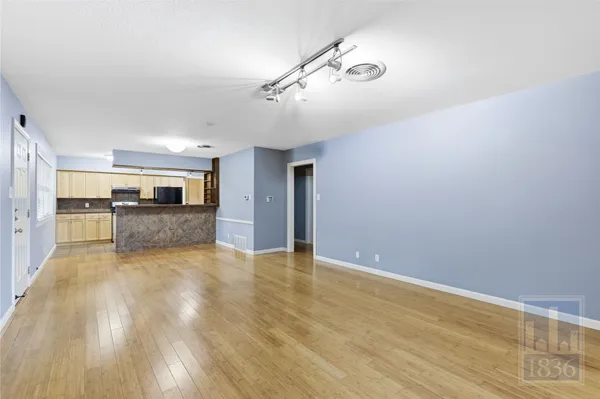 $2,100 | 2416 South 5th Street, Unit A, Austin, TX 78704