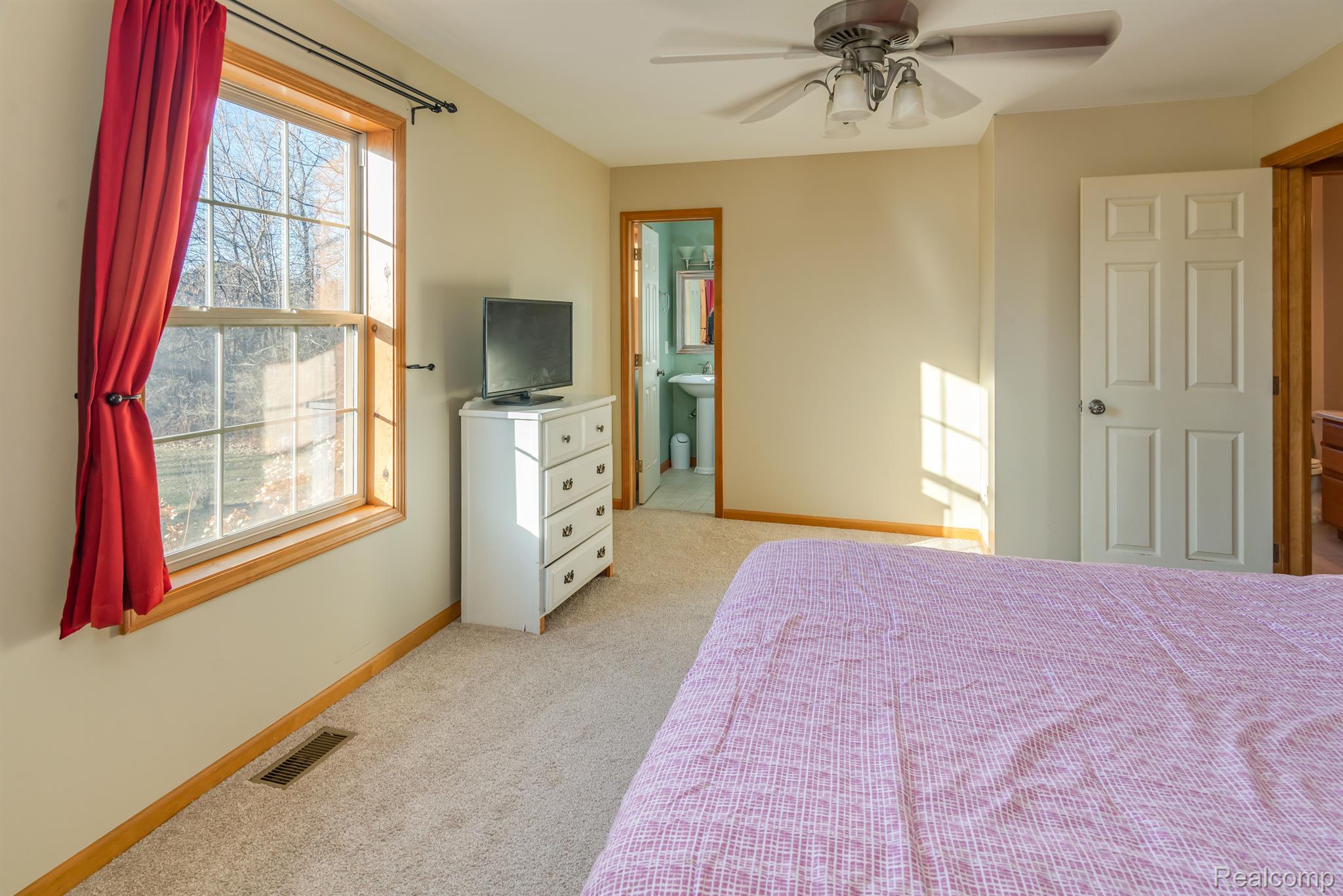 13510 Torrey Road Fenton, MI 48430 - Photo 19 of 32 Gallery Image 19