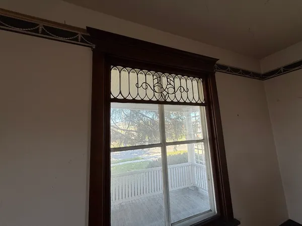 a view of walk in closet