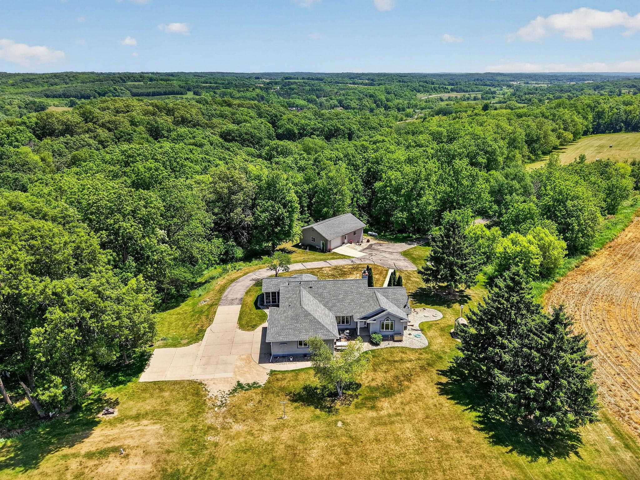 8766 Colby Road Mount Horeb, WI 53572 - Photo 49 of 73