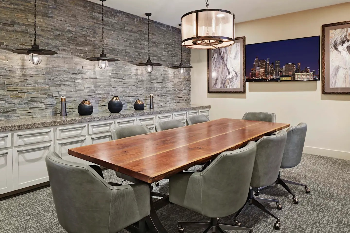2727 Travis Street, Unit 608 Houston, TX 77006 - Photo 28 of 28 Move in by July 31 to receive up to 2 weeks FREE!