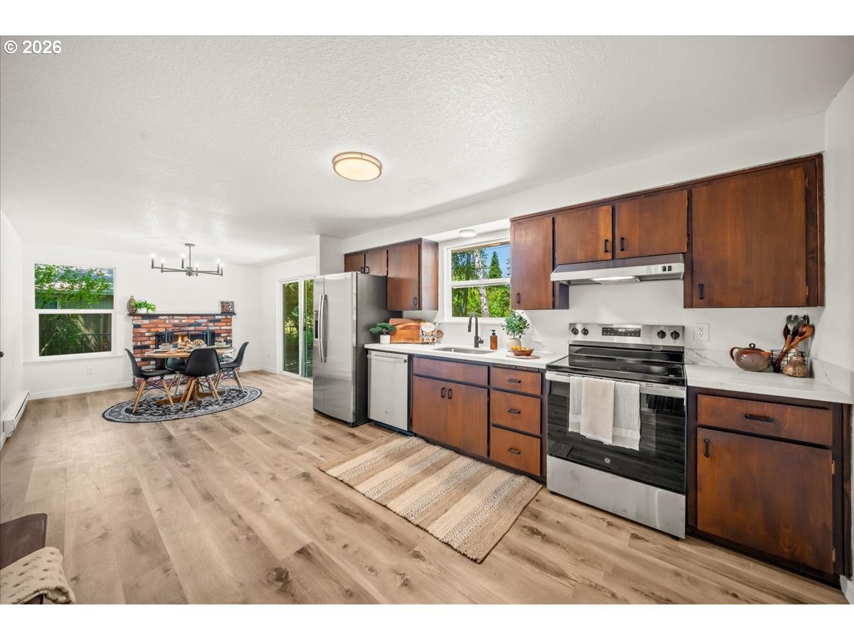 13445 Southwest Evergreen Street Beaverton, OR 97005 - Photo 10 of 31