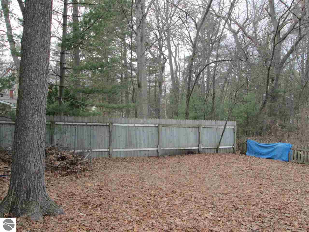 4279 North Three Mile Road Traverse City, MI 49686 - Photo 9 of 23 1796136-8.JPG