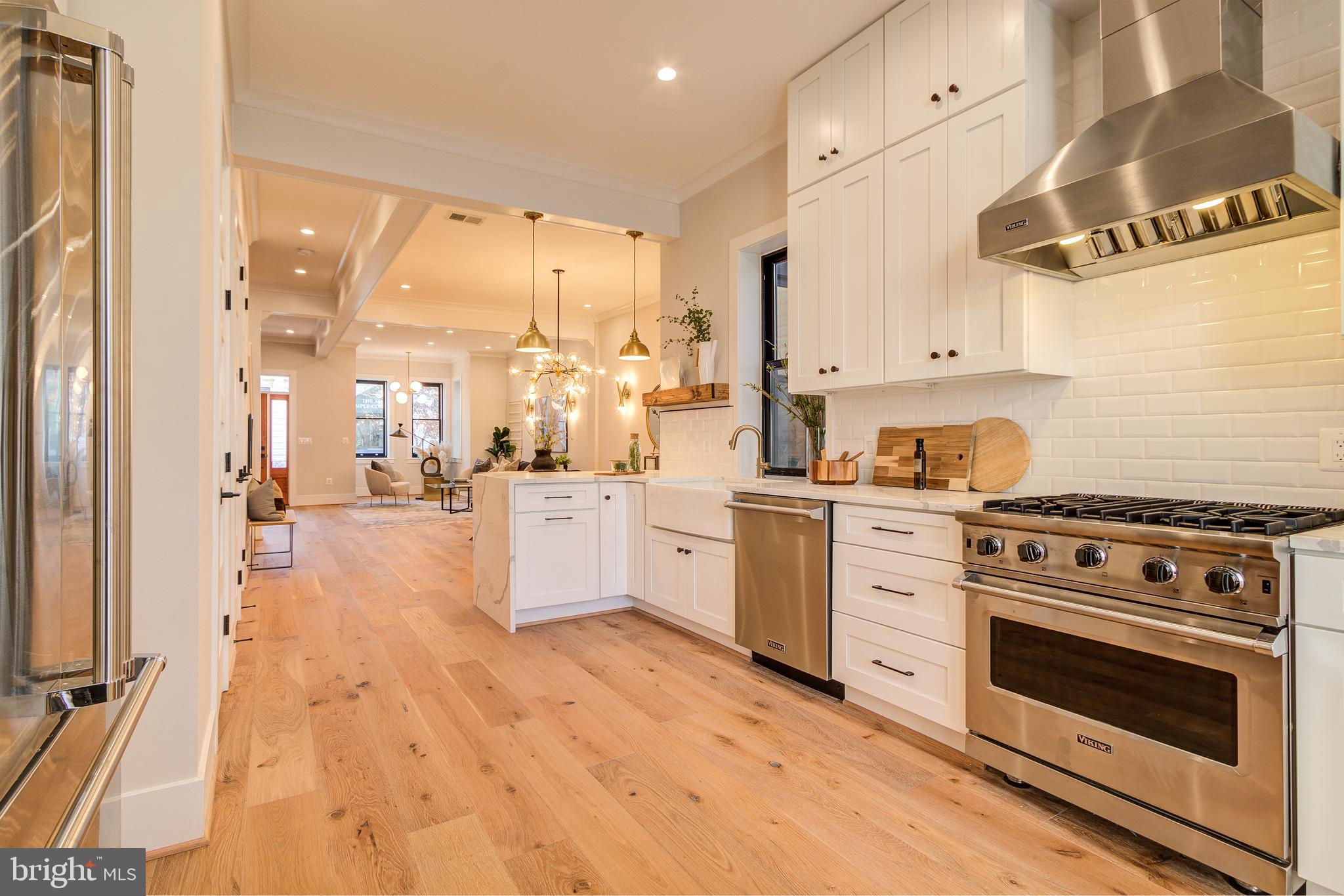 524 8th Street Northeast Washington, DC 20002 - Photo 11 of 37