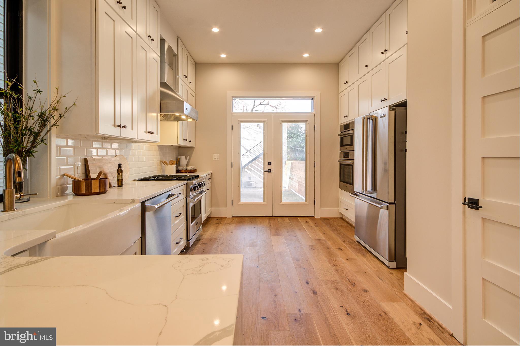 524 8th Street Northeast Washington, DC 20002 - Photo 13 of 37