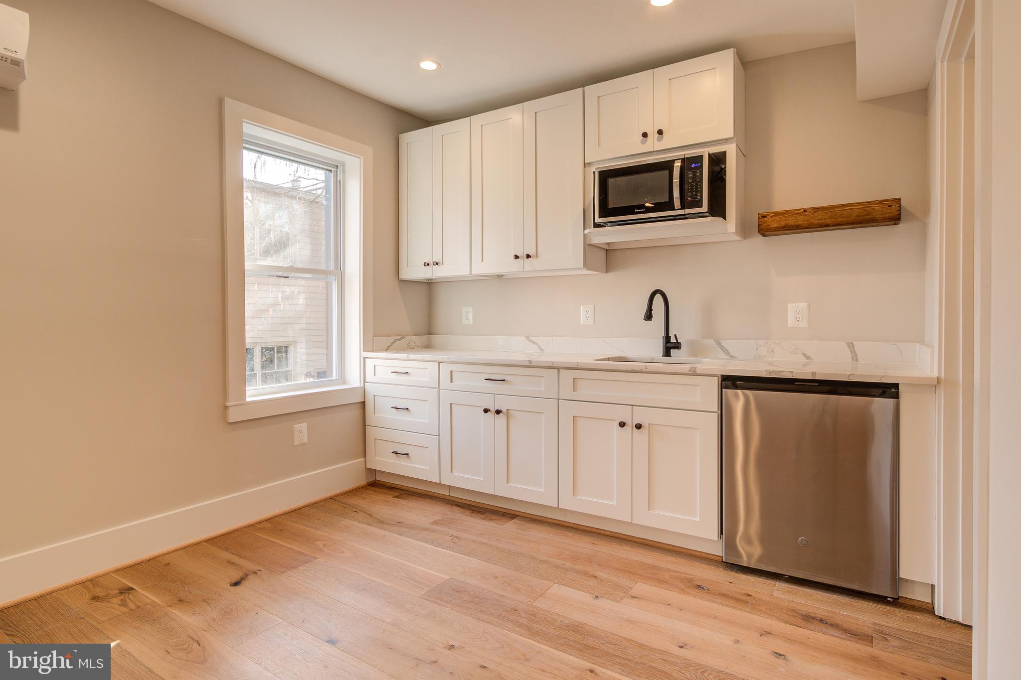 524 8th Street Northeast Washington, DC 20002 - Photo 35 of 37