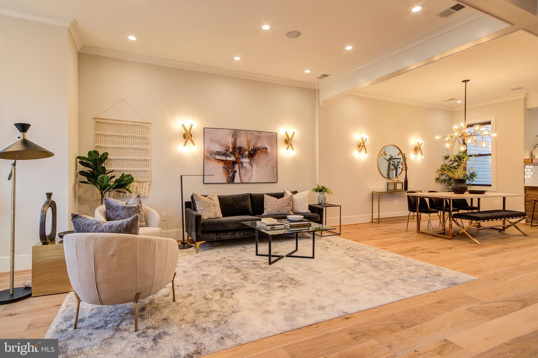 524 8th Street Northeast Washington, DC 20002 - Photo 5 of 37