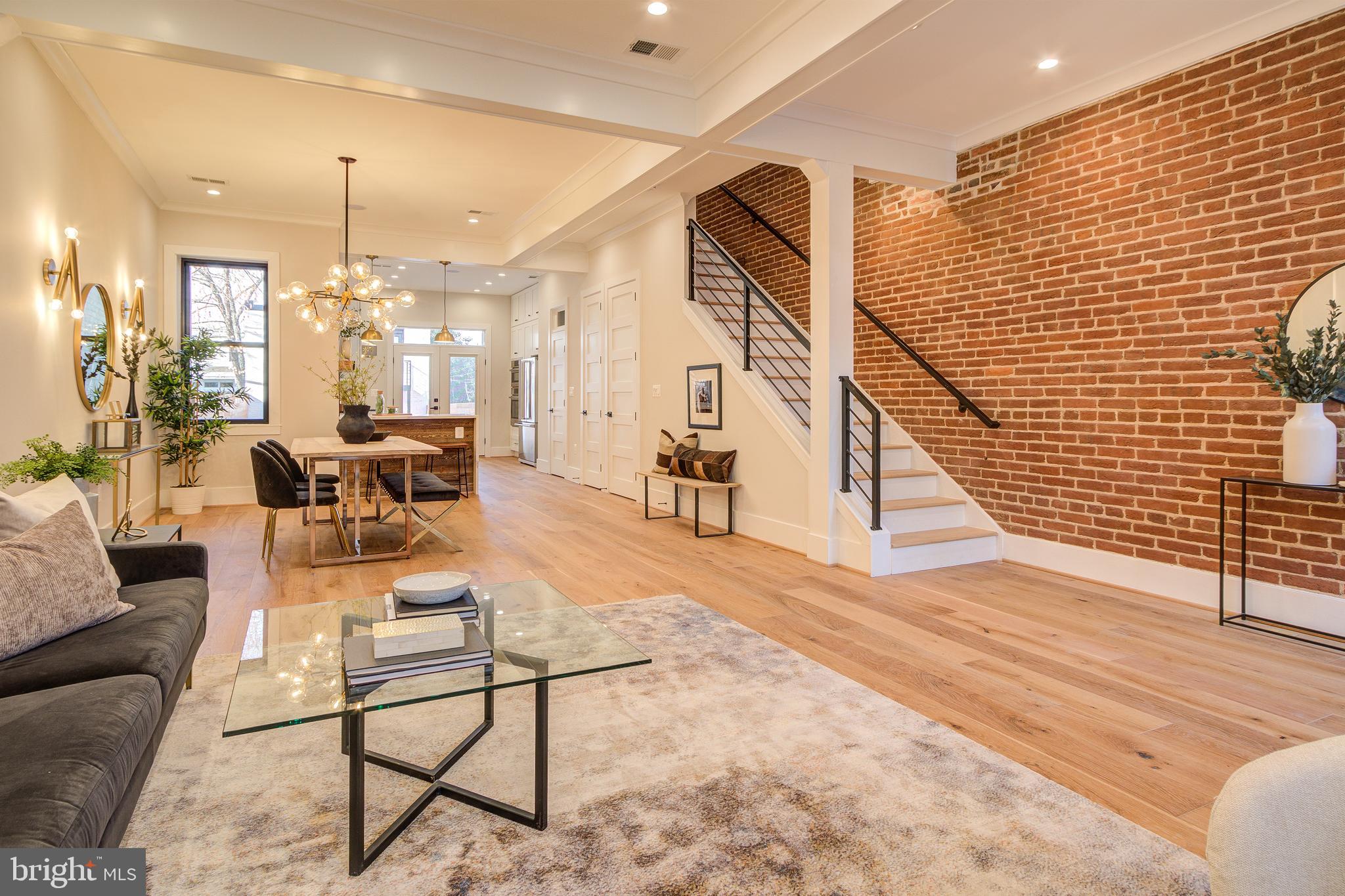 524 8th Street Northeast Washington, DC 20002 - Photo 8 of 37