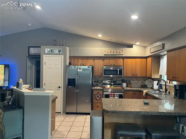 $415,000 | 962 South Cienaga Drive, Pueblo, CO 81007