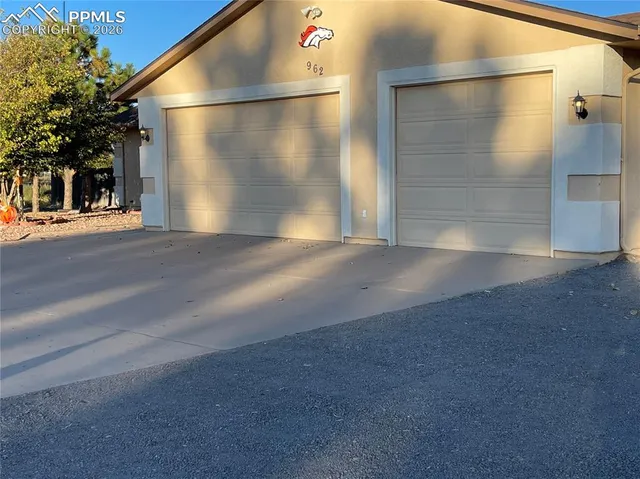 $415,000 | 962 South Cienaga Drive, Pueblo, CO 81007
