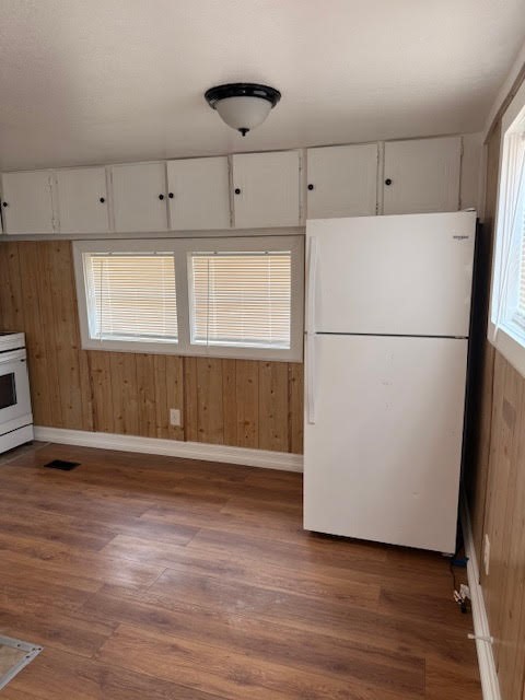 15110 Firetower Road Conroe, TX 77306 - Photo 5 of 14 a view of a kitchen with wooden floor