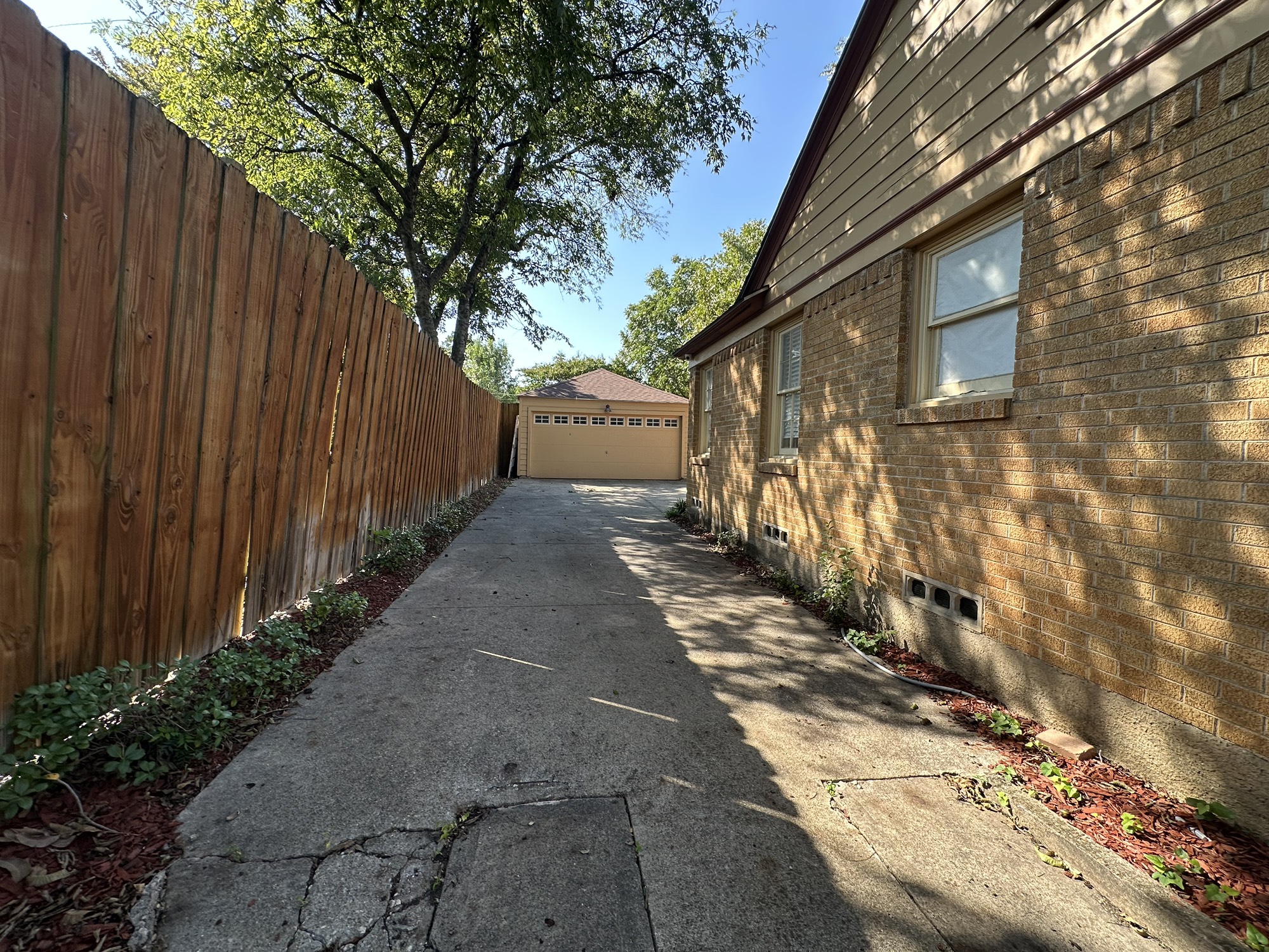 2222 Carnes Street Dallas, TX 75208 - Photo 45 of 50