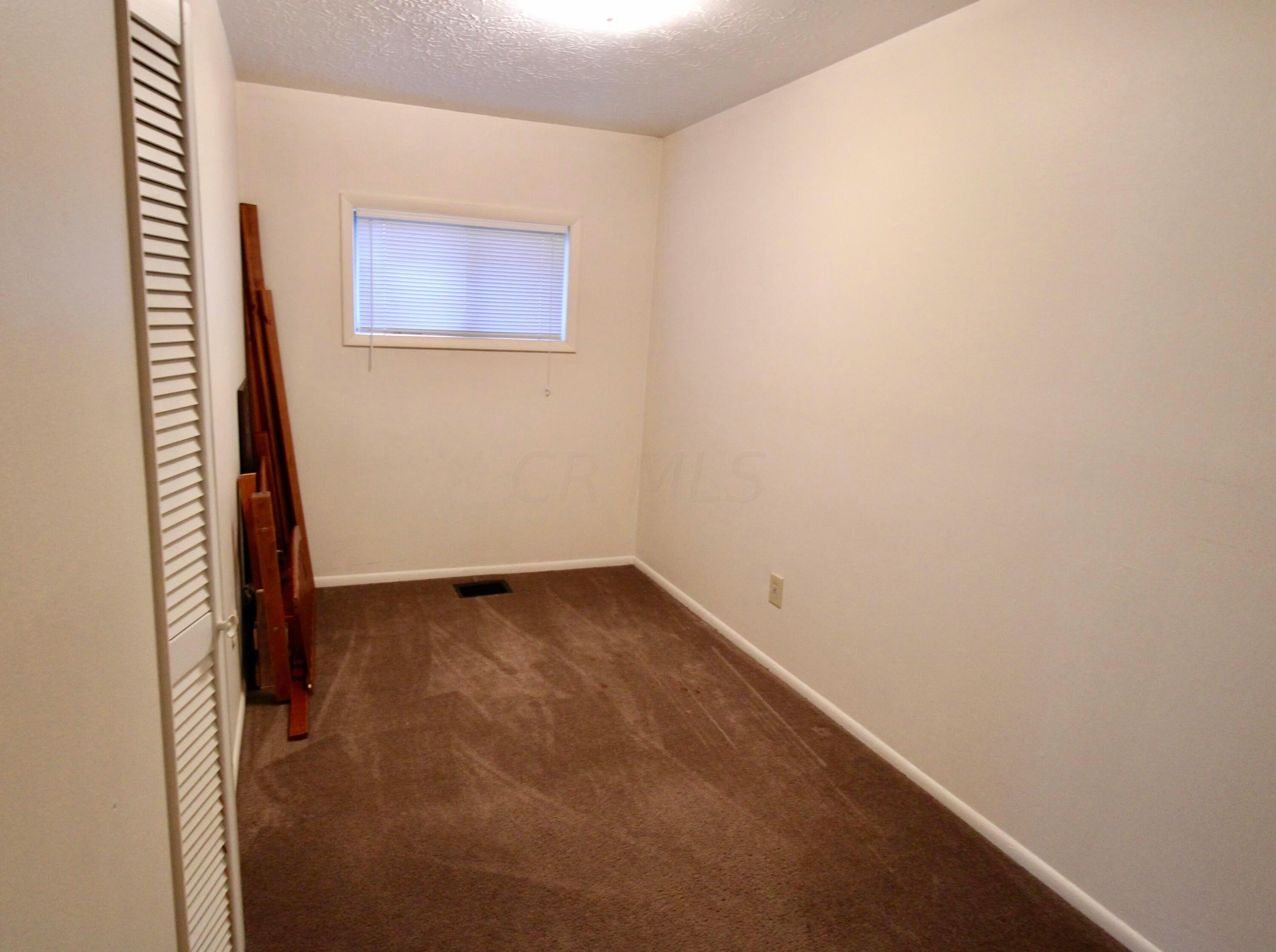 3464-3466 Eakin Road Columbus, OH 43204 - Photo 47 of 51 Bedroom in 1 bedroom unit
