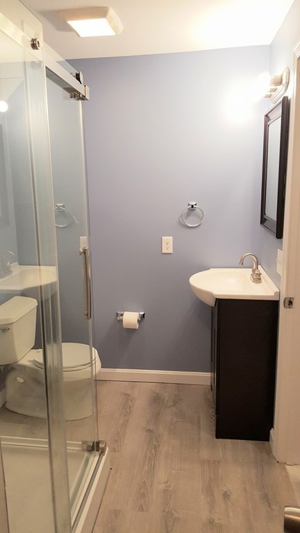 41 Great Pond Road Weymouth, MA 02190 - Photo 6 of 10 Gallery Image 6
