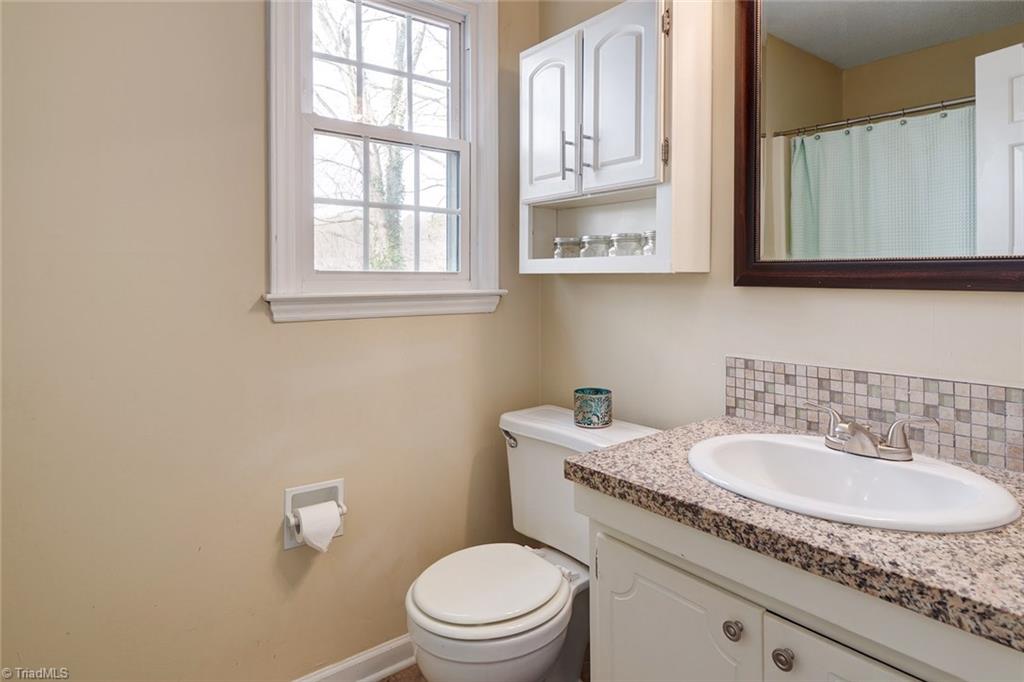 1703 Scarborough Road High Point, NC 27265 - Photo 12 of 24 Gallery Image 12