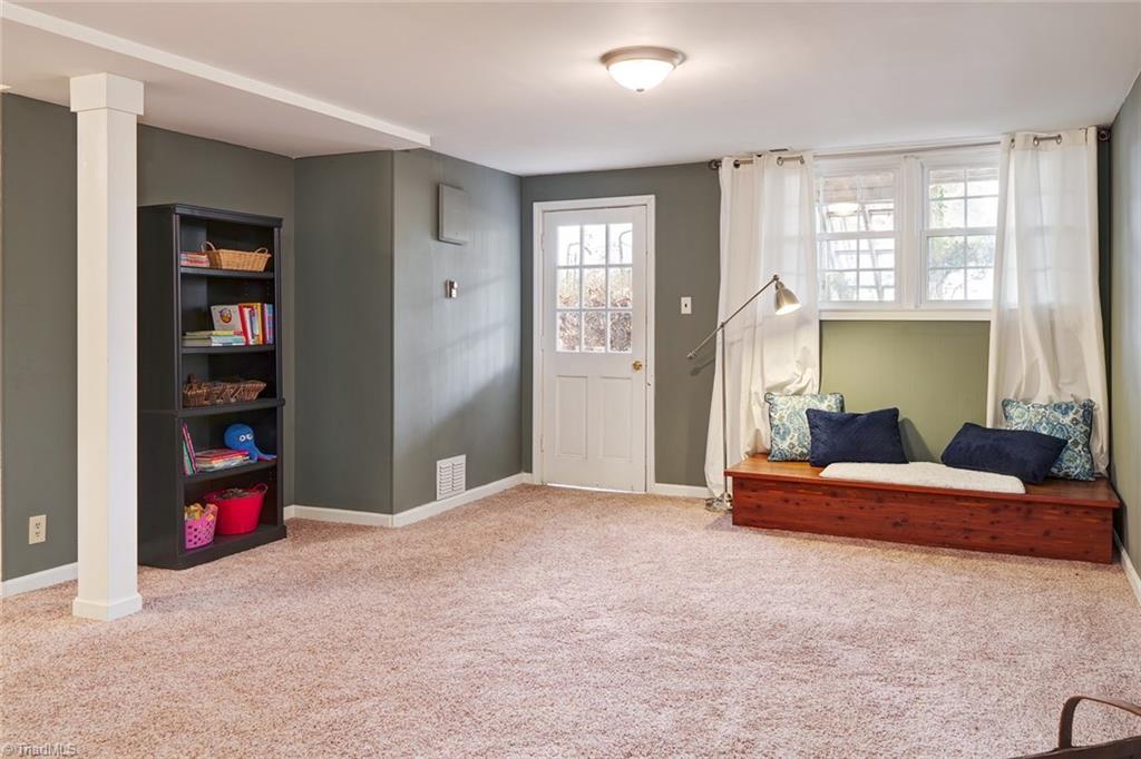 1703 Scarborough Road High Point, NC 27265 - Photo 15 of 24 Gallery Image 15