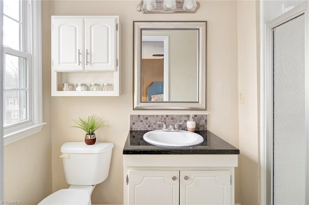 1703 Scarborough Road High Point, NC 27265 - Photo 18 of 24 Gallery Image 18