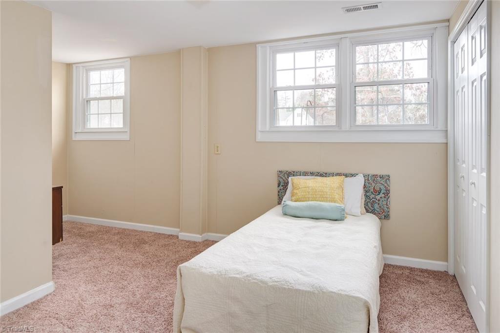 1703 Scarborough Road High Point, NC 27265 - Photo 21 of 24 Gallery Image 21