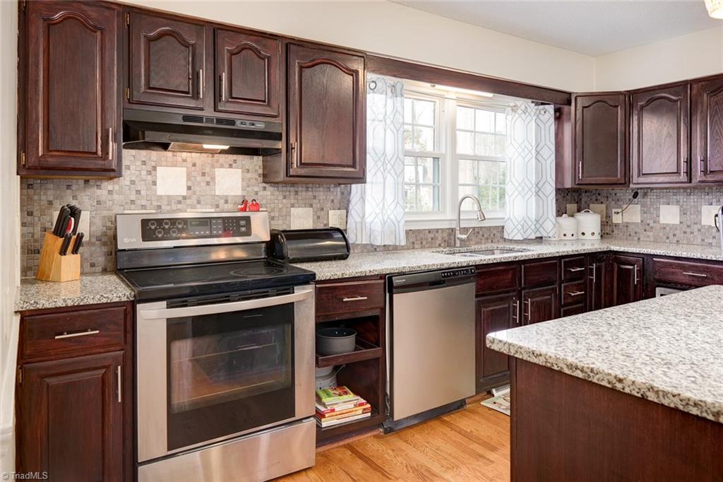 1703 Scarborough Road High Point, NC 27265 - Photo 7 of 24 Gallery Image 7
