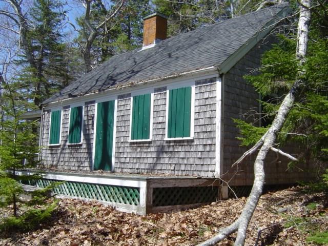 232 Byards Point Road Sedgwick, ME 04673 - Photo 5 of 31 The 2 + bedroom cottage tucked away...