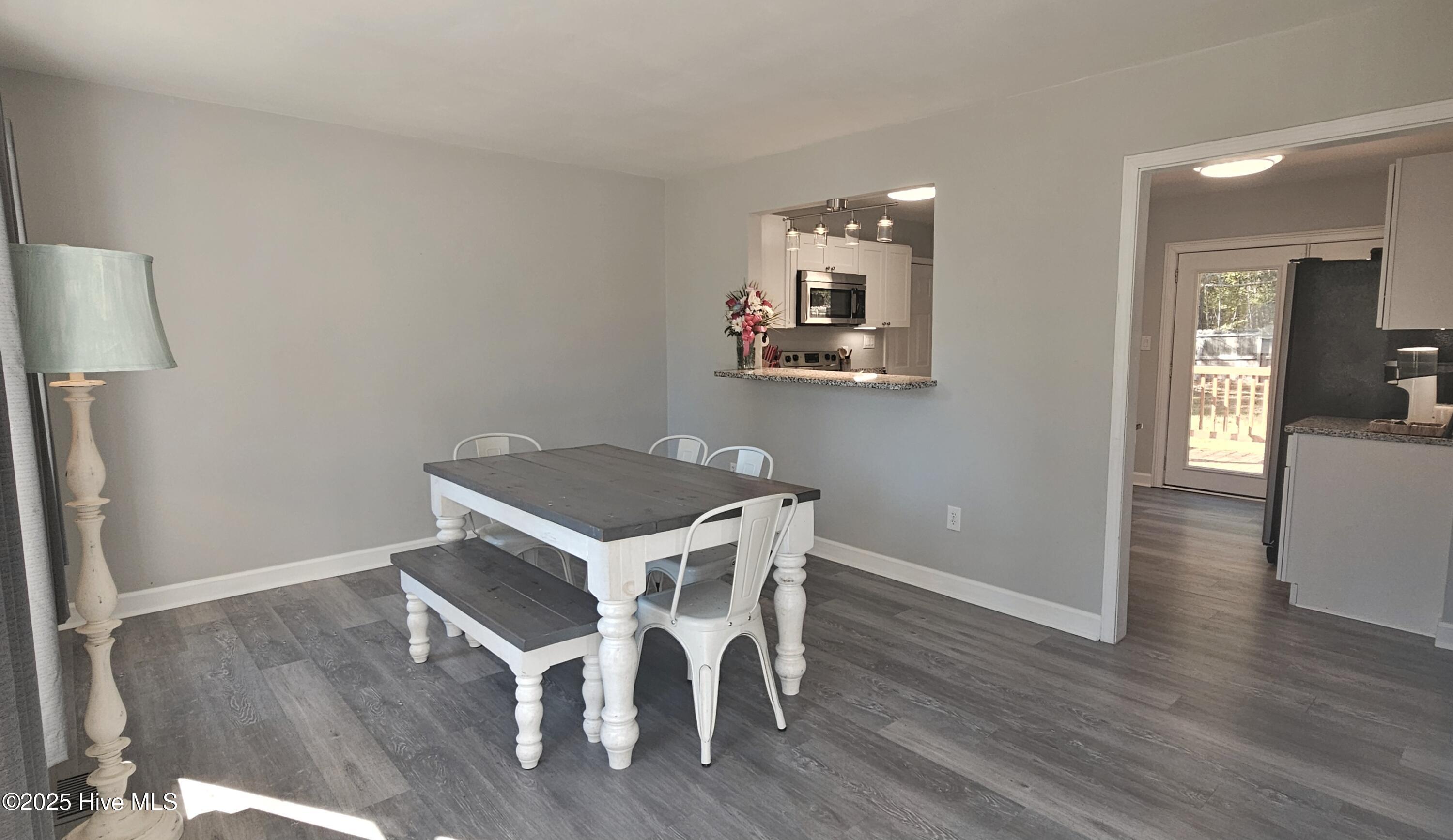 234 Natalie Lane Hubert, NC 28539 - Photo 10 of 23 Dining Space