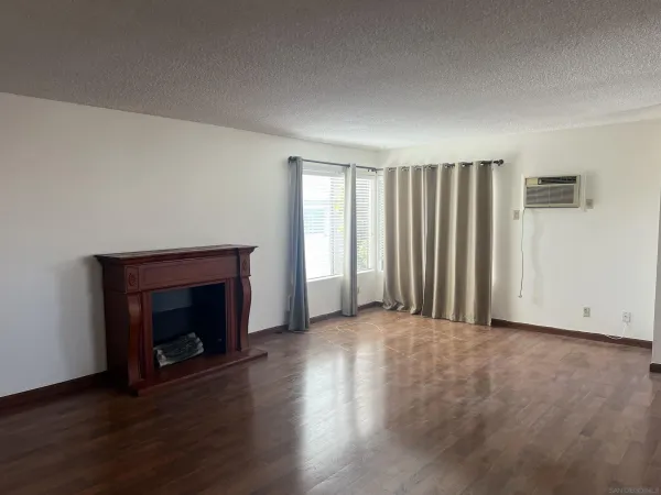 $2,700 | 4617 Kensington Drive, Unit 2, San Diego, CA 92116