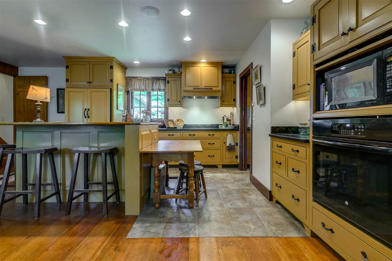 23 Ponemah Hill Road Amherst, NH 03031 - Photo 7 of 40