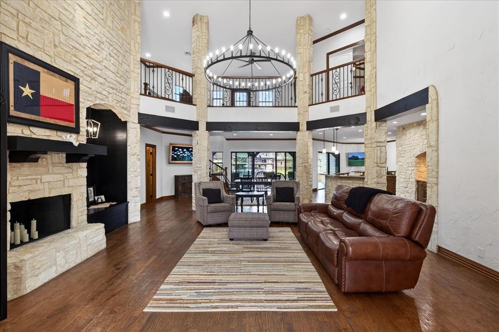 115 St Annes Mabank, TX 75156 - Photo 1 of 1 Light and Bright with soaring ceilings!