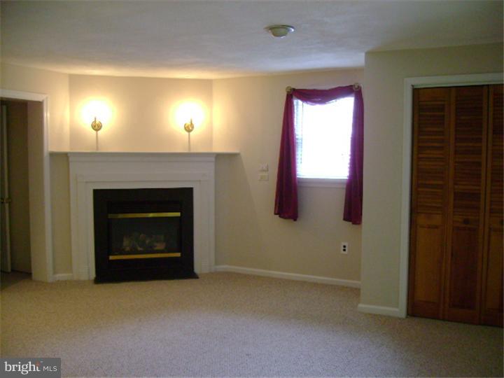 1165 Providence Road Springfield, PA 19064 - Photo 18 of 25 Family Room