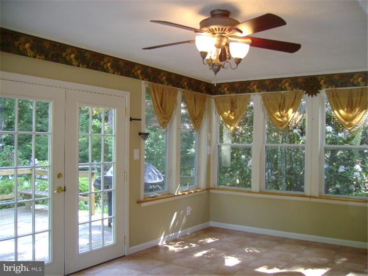 1165 Providence Road Springfield, PA 19064 - Photo 20 of 25 Sun Room