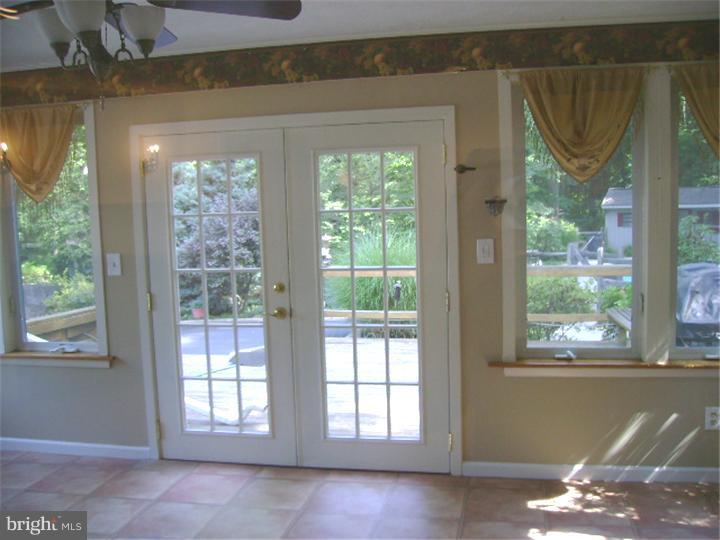 1165 Providence Road Springfield, PA 19064 - Photo 21 of 25 Sun Room