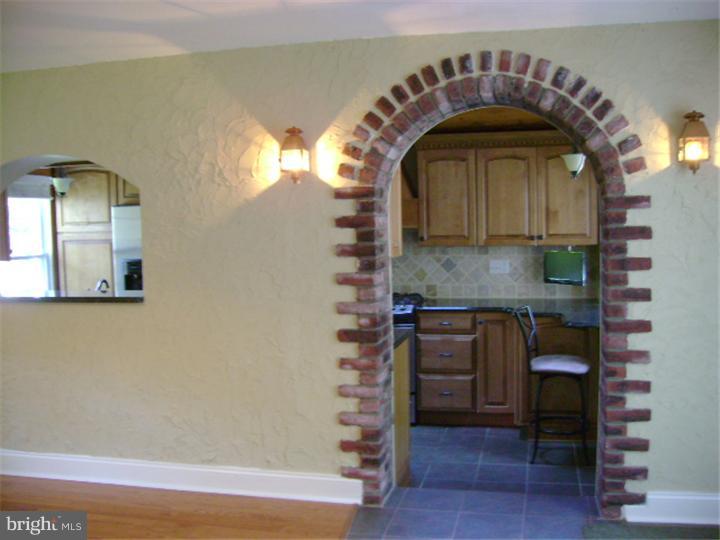 1165 Providence Road Springfield, PA 19064 - Photo 10 of 25 Dining Room