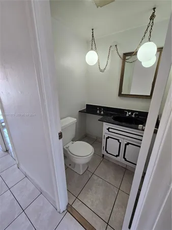 $450,000 | 932 West 80th Place, Hialeah, FL 33014