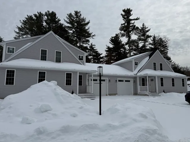 $4,100 | 15 Kashmir's Way, Unit 15, Lakeville, MA 02347