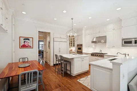 $2,300,000 | 1039 West Altgeld Street, Chicago, IL 60614