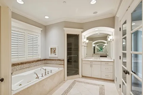 $2,300,000 | 1039 West Altgeld Street, Chicago, IL 60614