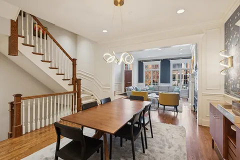 $2,300,000 | 1039 West Altgeld Street, Chicago, IL 60614