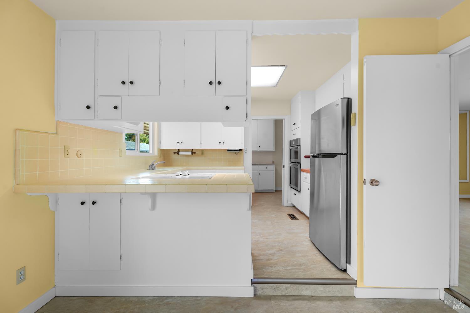 2117 Harris Court Santa Rosa, CA 95401 - Photo 4 of 62 Gallery Image 4