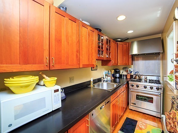 148 Third Street Cambridge, MA 02141 - Photo 7 of 20